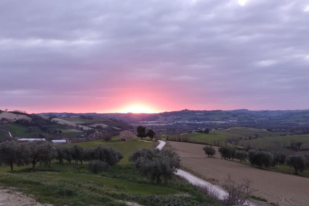 Apartmán Casal Del Sole - L'Ulivo Montefelcino Exteriér fotografie