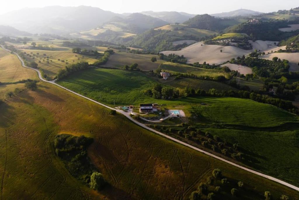 Apartmán Casal Del Sole - L'Ulivo Montefelcino Exteriér fotografie